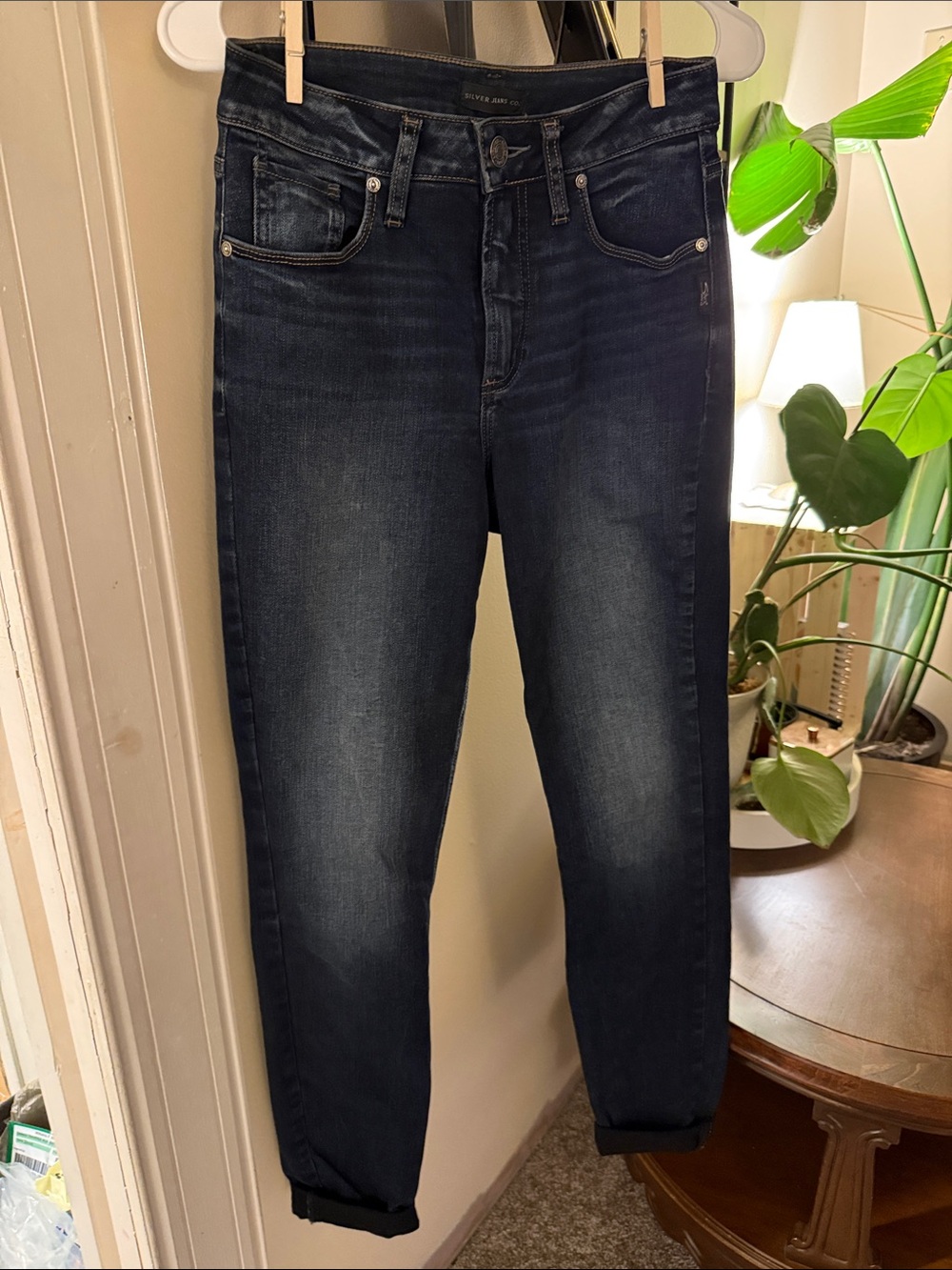 Silver Jeans Women’s Slim Straight Dark Blue Jeans